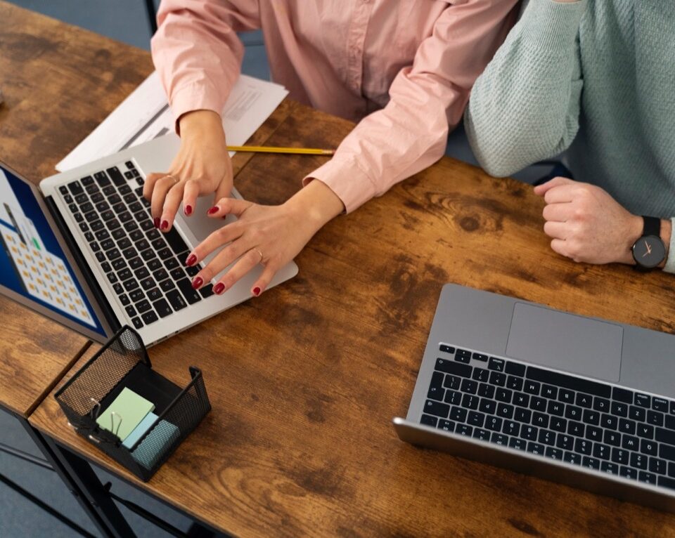 Przegląd laptopów HP ProBook z perspektywy eksperta ds. cyberbezpieczeństwa